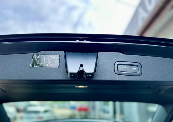 Volvo V60 cena 99900 przebieg: 159550, rok produkcji 2018 z Człuchów małe 631